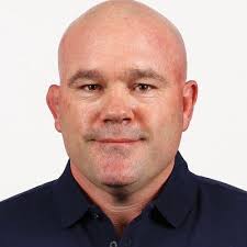 Darcy Blades's Instagram, Twitter & Facebook