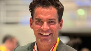 'Está literalmente para la cag...': Cristián de la Fuente muestra lo que le  pasó al auto de su hija Laura