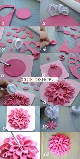 Versez l'eau et le sucre dans une casserole et faîtes cuire jusqu'à atteindre les 115°c. Comment Realiser Une Fleur Dahlia En Pate A Sucre Cupcakes Au Fondant Tutoriel Pour Realiser Un Gateau Fondant Tutoriel De Fleurs Fondantes