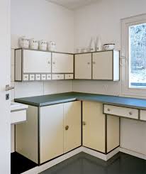 The Milanese Das Haus Am Horn Weimar 1923 Bauhaus Interior Kitchen Cabinets Decor Kitchen Design
