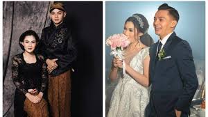 Tentu para fans ingin mengetahui profil lengkap nela karisma bagaimana agamanya, alamat instagram, twitter, dan juga no hp. Dikabarkan Pindah Agama Gara Gara Menikahi Nella Kharisma Dory Harsa Mendapat Hujatan Dari Netizen Halaman All Tribun Medan