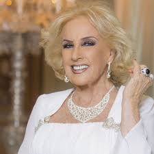 Mirtha Legrand reapareció en los Martín Fierro y le hizo una propuesta a  Iván de Pineda
