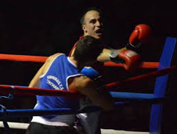 Πυγμαχοσ 19χρονος αθλητής πυγμαχίας ξυλοκόπησε 16χρονο μαθητή μέσα σε σχολείο στην πάτρα. Yphrethse Thn Pygmaxia O Nikos Gasparinatos Sportin