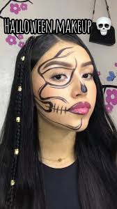 IG: Monica.solarte07 🕸MAQUILLAJE HALLOWEEN 🎃 || maquillaje media cara  super fácil y rápido de realizar, para salir de apuros luciendo siempre  hermosa 😍……. #halloween #maquillaje #makeuphalloween #tuto ...