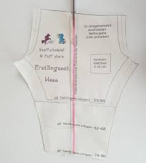 Schnabelina hat sich gute gedanken darum gemacht, wie man bei kleidtragenden babymädchen das. Kostenloses Schnittmuster Nahanleitung Babyhose Mit Dekorativen Taschen 50 56 62 68 74 80 86 92 Stoffwindelei De