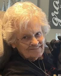 Jane Mickelson's Instagram, Twitter & Facebook