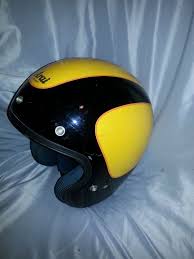 If one is being totally honest, it would have to be admitted that the iron grip of the founder has stopped the brand developing into new markets and arenas. Vintage Retro Gold And Black Arai Helmet Classics Dot Snell Made In Japan Size Medium Retro Vintage Retro Vintage