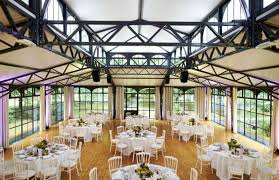 A vous ensuite de trouver un lieu qui vous. Les Lieux De Reception Incontournables Pour Votre Mariage En Hauts De Seine Lieu Mariage Salle De Reception Mariage Reception Mariage