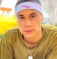 Instagram video by Fabijan emini 😎 • Nov 12, 2022 at 1:11 PM