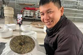 2 days Ancient Tea Tour and Real Homestay West of Ha Giang in Ha Giang