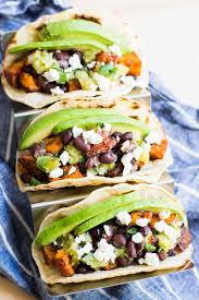 Author becca @ easy so if your cooking ability only stretches as far as frying an egg or toasting a slice of bread, these seriously easy vegetarian dinner recipes are just what you need. Sweet Potato And Black Bean Tacos Recipe Easy Vegetarian Dinner Vegetarian Dinners Vegetarian Recipes Dinner