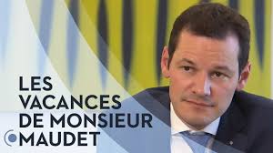 Selon la présidente, le ministre avait envisagé et accepté le risque d'être influencé par les deux entrepreneurs. Un Voyage Qui Pourrait Couter Cher A Pierre Maudet Youtube