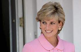 She was the first wife of charles. O Iconico Corte De Cabelo Da Princesa Diana Em 20 Fotos Vogue Atualidades