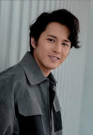 Matthew Ho's Instagram, Twitter & Facebook