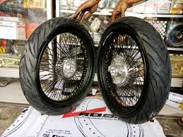 Ini motor masih awal modifikasi. Jual Velg Jari Jari Seribu Vixion New Vixion Old Mx King Scorpio Rx King Mx 135 Jupiter Custome Jarijari Seribu Komplit Ban Luar Dalam Di Lapak Dunia Racing N Variasi Shop Bukalapak