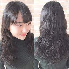 ふわふわシフォンパーマ 弾力のあるふわふわシフォンパーマ 揺れる柔らかいウェーブが可愛く人生初のパーマスタイルでイメージチェンジ デジタルパーマ 寒くなってきました体調管理には十分気をつけて下さいね creer for hair クレール 鴨池美容室 美容師 鹿児島美容室