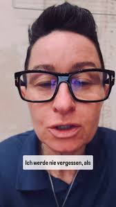 „Du bist doch ein Psycho…“ , Ich war als junges Mädchen schon mal in  Therapie, habe sie aber abgebrochen. Jahre später bin ich in die  Drogensucht abgerutscht. Ich habe es lange nicht geschafft, die ...