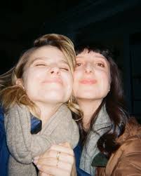 sarah-jeanne labrosse (@sarahlabrosa) • Instagram photos and videos