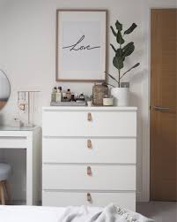 So Kamen Wir Endlich Dazu Diese Niedlichen Kleinen Ledergriffe Auf Unser Also Haben Wir Am Woc Schlafzimmer Deko Wohungsdekoration Zimmer Ideen Schlafzimmer