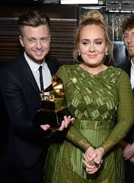 Fox bailey, 93, of orangeburg, passed away saturday, may 29, 2021. Adele Fans In Panik Als Das Sterne Tipps Neues Album Wird Verschoben Bis 2021 Aktuelle Boulevard Nachrichten Und Fotogalerien Zu Stars Sternchen