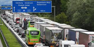 Tor für düsseldorf durch rouwen hennings! Mitfahranbieter Greift Flixbus An Blablacar Mischt Fernbusmarkt Auf Taz De