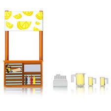 Make as much money as you can selling lemonade. Roblox Celebrity Collection Adopt Me Lemonade Stand Game Pack Includes Exclusive Virtual Item Pricepulse
