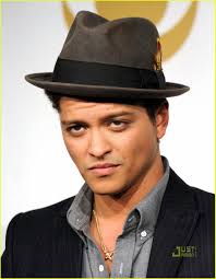 Bruno Mars: New Year's Eve Performance at Renaissance Hotel!: Photo 2500542 