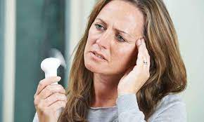 10 Tips For Managing Hot Flashes At Work: Center For Women's Health: Ob-Gyns