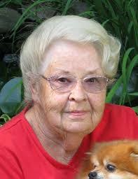 Linda Hise's Instagram, Twitter & Facebook