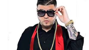 Busca en el corte inglés con una fotografía en lugar de texto. Music Farruko At Premio Lo Nuestro 2016 Letnetworks A Latin E Channel