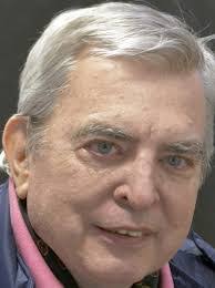 Carlos Coton's Instagram, Twitter & Facebook