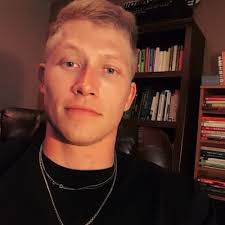 Reed Cox (@1leroy54)