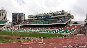 Universitario de la paz, chaco petrolero and mariscal braun. Estadio Hernando Siles Stadion In La Paz