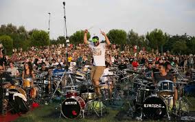 A cette occasion, les milliers de musiciens amateurs reprennent. Plus De 1000 Musiciens Reunis Pour Un Concert Geant Au Stade De France Le Parisien
