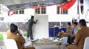 Desa gunungsari merupakan salah satu desa yang ada di kecamatan pagaden kabupaten subang.desa gunungsari memiliki 13 rt, 6 rw yang dibagi ke dalam tiga dusun, yaitu dusun gardu, dusun sukarandeg, dan dusun susukan. Hyzu T9x B1nom