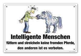 Natürlich überzeugen auch diese schilder mit der gewohnten flexibilität wie z.b. Stable And Warning Plates With Comic Designs