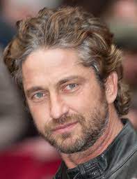 У джерарда есть старшие брат и сестра: Gerard Butler Filmography Wikipedia