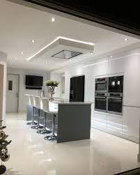 31 Modern Kitchen Ideas Every Home Cook Needs To See Kitchenideas Kitchendecor Kitchenplayse Arredo Interni Cucina Arredamento Moderno Cucina Design Cucine