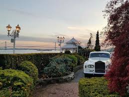 We provide complete auto repair service new york! Bronx Ny Wedding Transportation Wedding Limousine Service