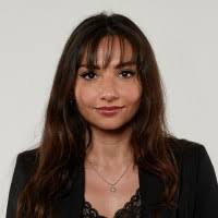 700+ perfiles de «Condello»