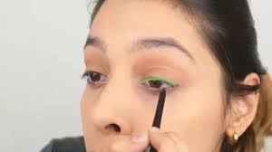 How to do eyeshadow for beginners. How To Apply Makeup For Beginners 12 Steps With Pictures