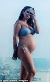 02.11.2020 · brooke vincent pregnant: Brooke Vincent Expected Body To Bounce Back After Pregnancy Aktuelle Boulevard Nachrichten Und Fotogalerien Zu Stars Sternchen