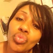 Iris Robles (@iris_irobles)