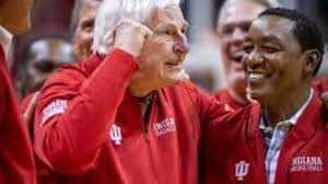 20 años después, 'The General' Knight retornó a Indiana entre lágrimas:  'De-fen-se'