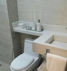 Inspiracao Bancada Branca Com Pia Esculpida Porta Toalhas Pia Lavabo Decoracao Banheiro Banheiro Pequeno