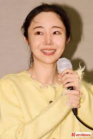 NewJeans Mom' Min Hee-jin establishes new agency OOAK after leaving HYBE <  Girl Group < K-pop < 기사본문