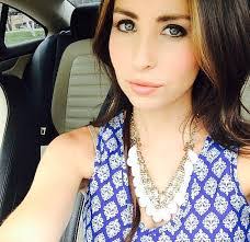 Kimberly Hoff's Instagram, Twitter & Facebook