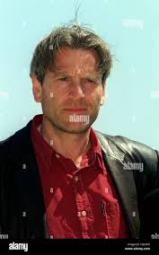 12 max hi-res stock photography and images