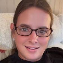 Jennifer Divers (easyontheeyes78)