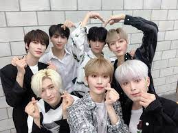Onlyoneof behind photo #onlyoneof #nine #온리원오브 #나인. Onlyoneof